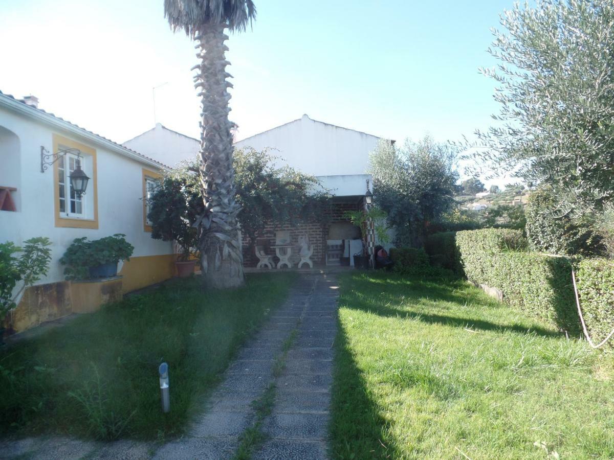 Casa Das 3 Palmeiras Arraiolos Exterior photo